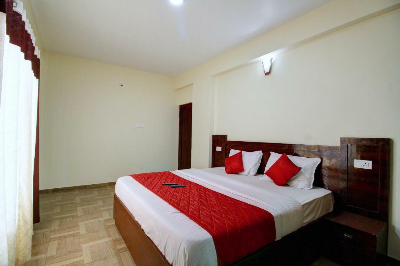 Pine Hill suites Ooty Extérieur photo